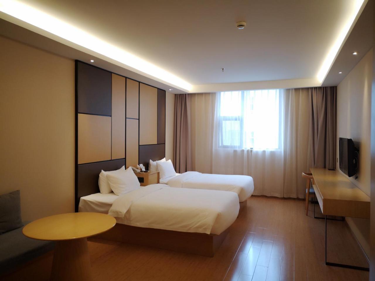 Ji Hotel Shanghai Chuansha Chengnan Road Екстер'єр фото