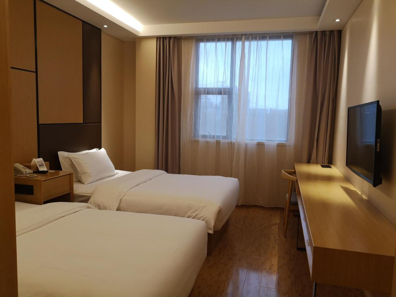 Ji Hotel Shanghai Chuansha Chengnan Road Екстер'єр фото