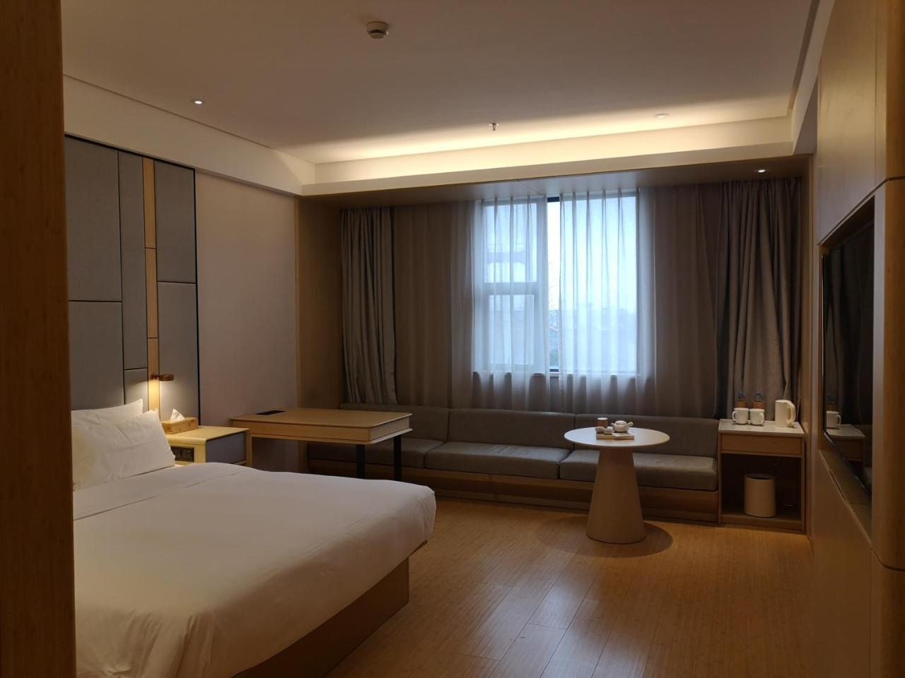 Ji Hotel Shanghai Chuansha Chengnan Road Екстер'єр фото